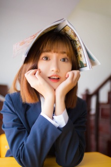 小姐好白